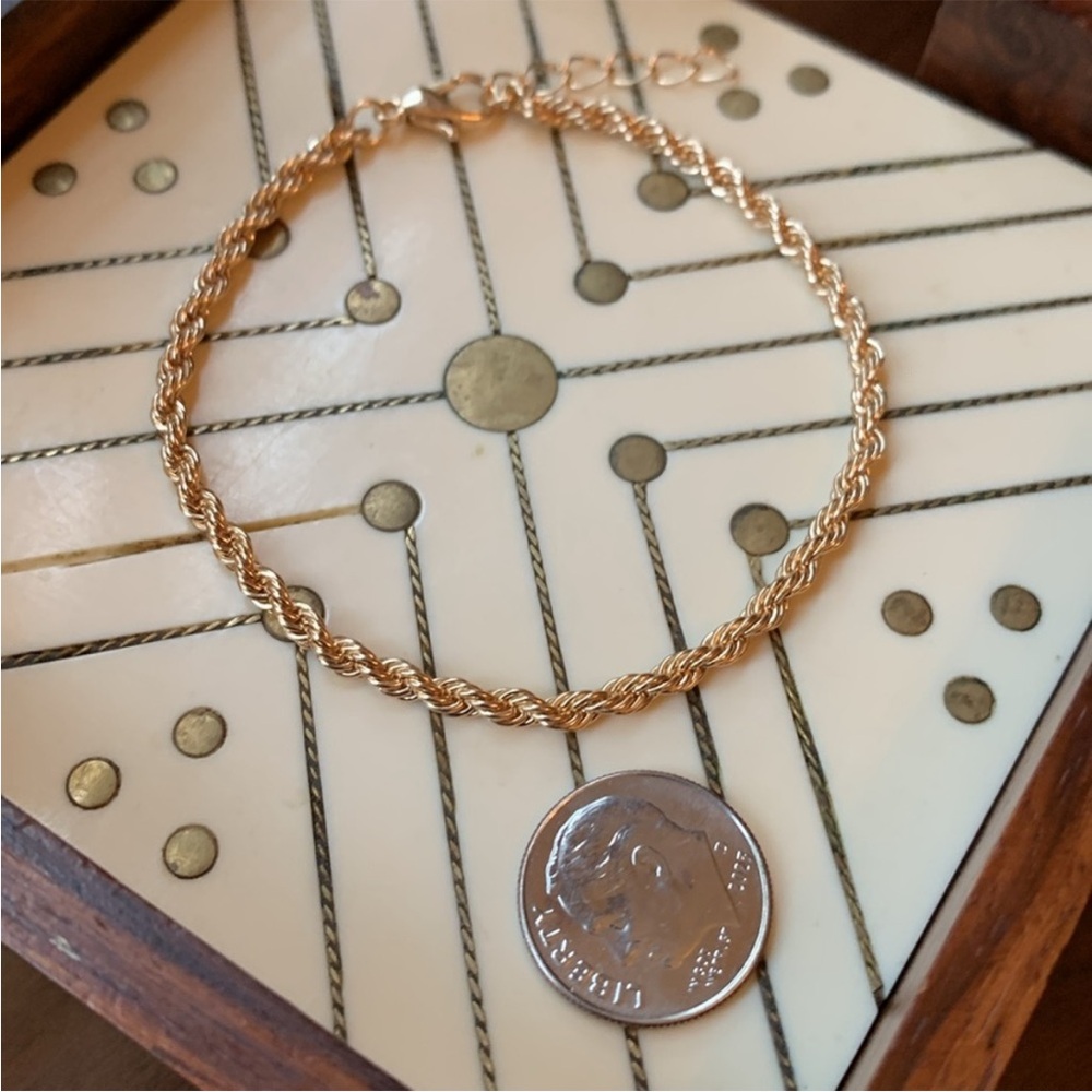 Gold Rope Chain Bracelet - Picture 2 of 4